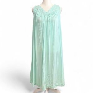 Vintage Shadowline Mint Nightgown Size Large – Lace Trim